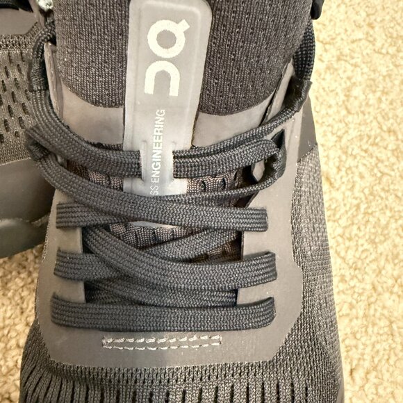 $169 Authentic ON Running Swiss Engineering Women's Black Sneakers Sz.7.5 - Picture 4 of 12